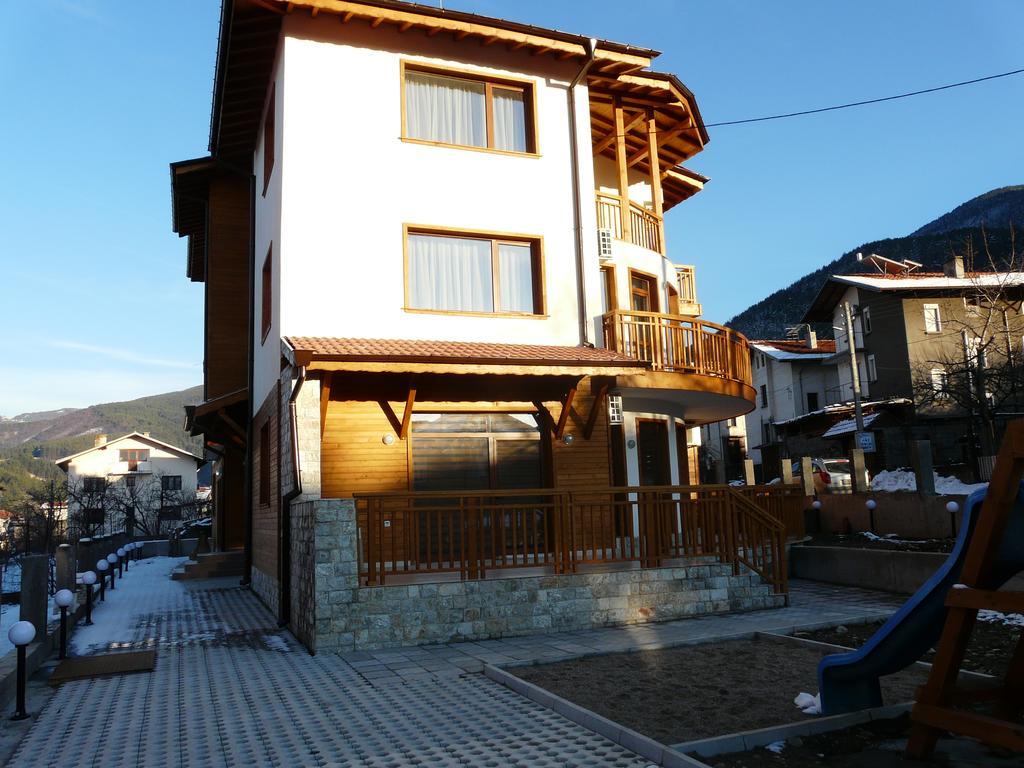 Yuliya Guest House Sapareva Banya Exterior foto